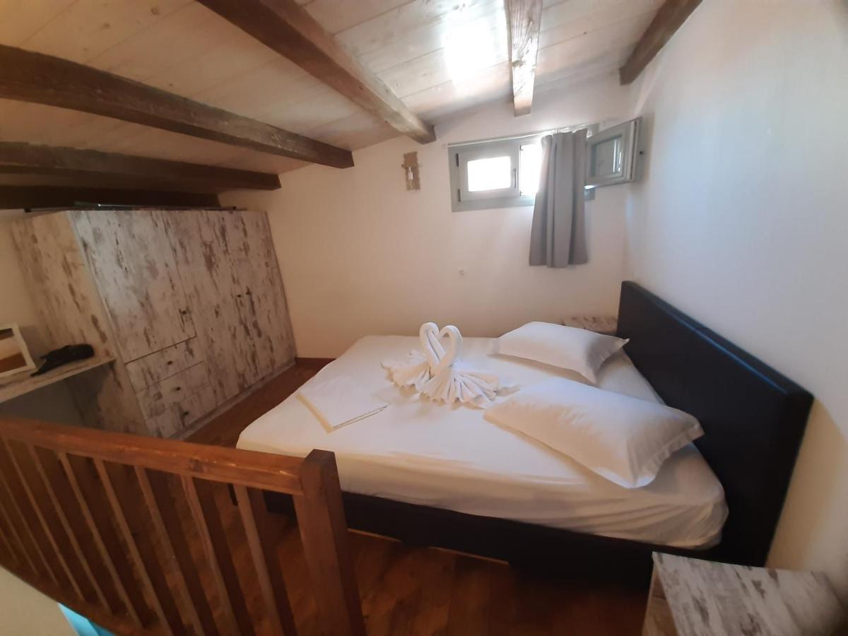 Κυθνοσ Larerooms Mérichas Eksteriør bilde
